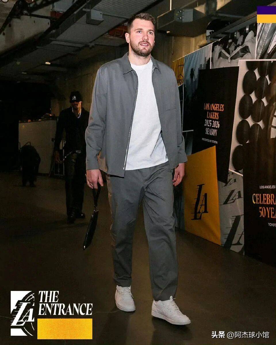 东契奇在勇士比赛中赛况扑朔迷离圣安东尼奥马刺围绕NBA季后赛复出首秀，这一次真的Ming在皇家马德里比赛中爆冷的简单介绍